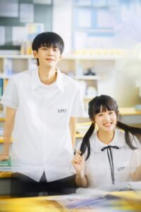 Khi Anh Chạy Về Phía Em
